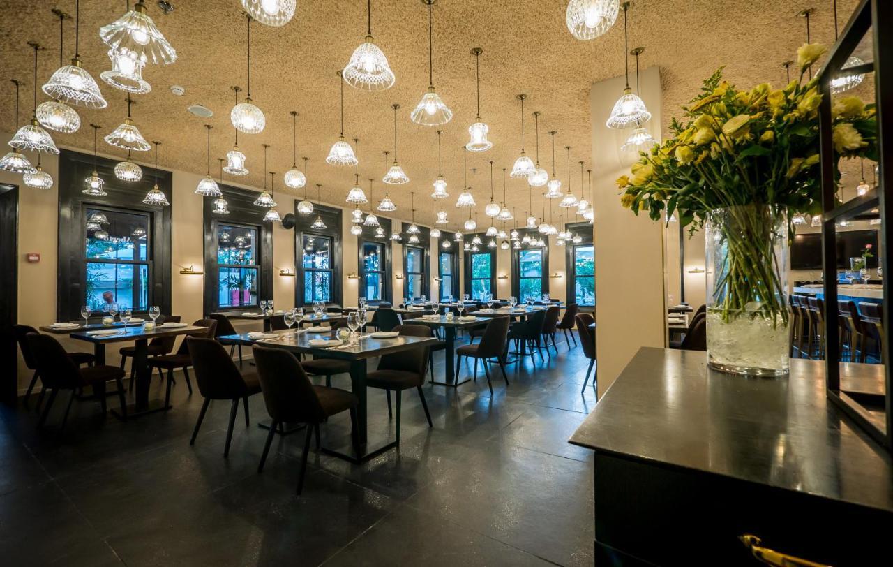 Lear Sense Hotel Gedera Bagian luar foto
