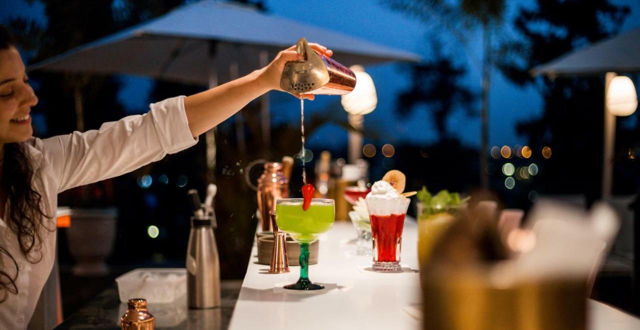 Lear Sense Hotel Gedera Bagian luar foto